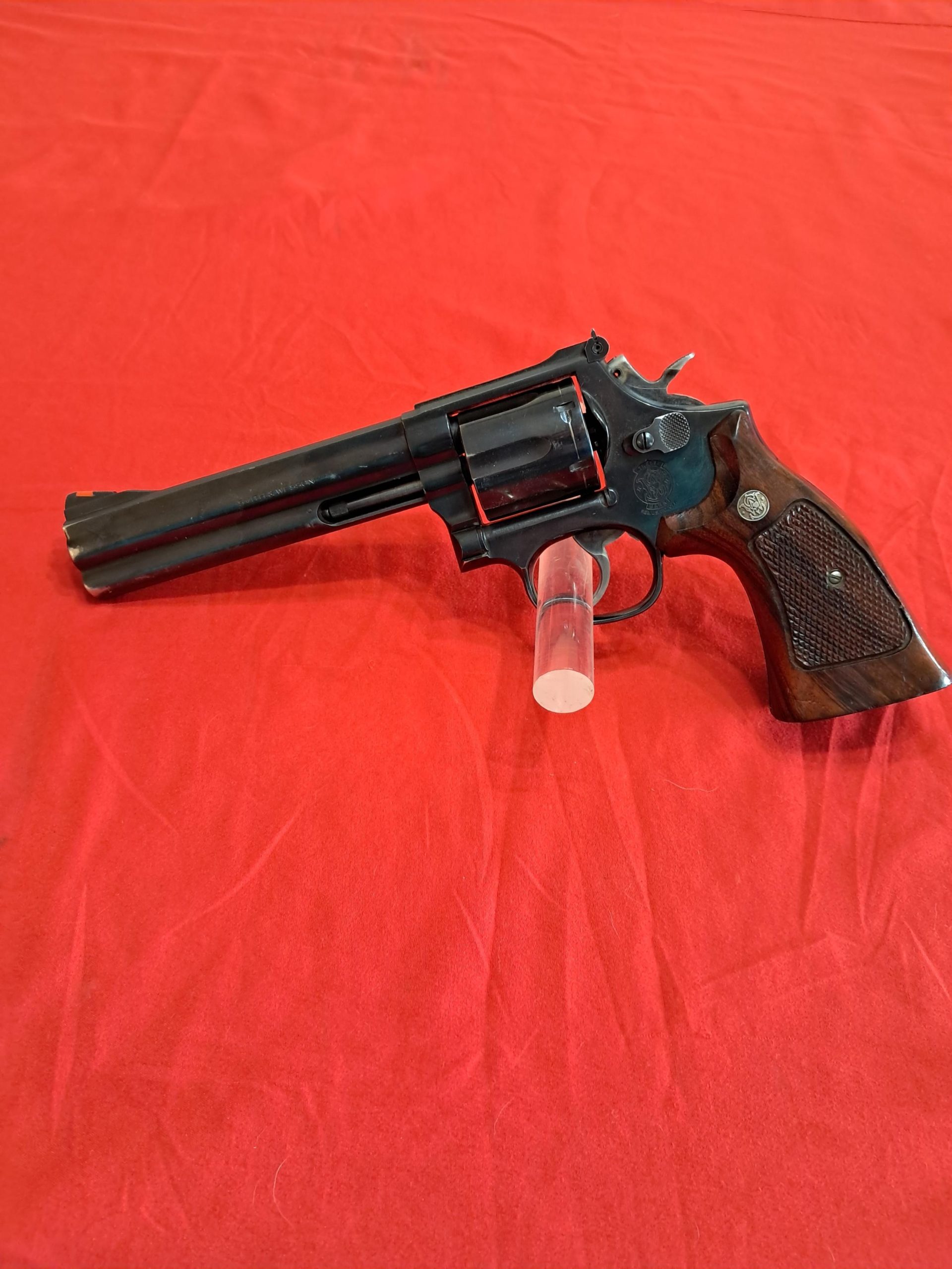 pro-7AX4boLG